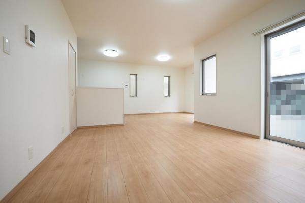 狭山市広瀬東4丁目　中古一戸建て リビングダイニング