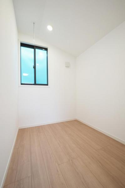 所沢市上新井2丁目　新築一戸建て ウォークインクローゼット