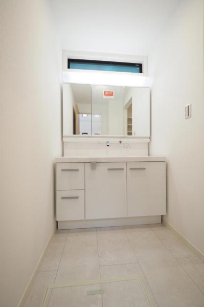 所沢市上新井2丁目　新築一戸建て 洗面化粧台