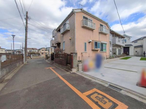 新座市栗原1丁目　新築一戸建て 前面道路含む現地写真