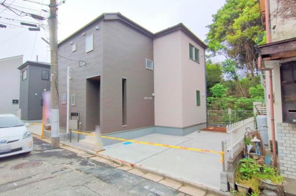 【南向き／駐車2台】川越市仙波町3丁目　新築一戸建て (現況)外観写真