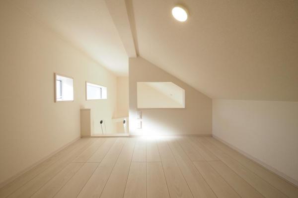 ～早春感謝！価格格変更物件～　志木市幸町1丁目　新築一戸建て 