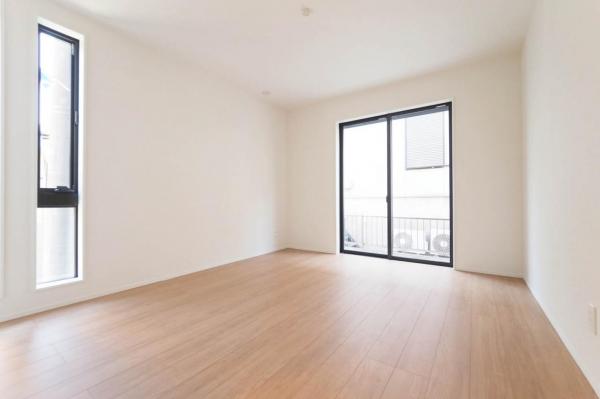 【初春おすすめ物件　駅徒歩10分圏内】富士見市針ヶ谷2丁目　新築一戸建て 洋室