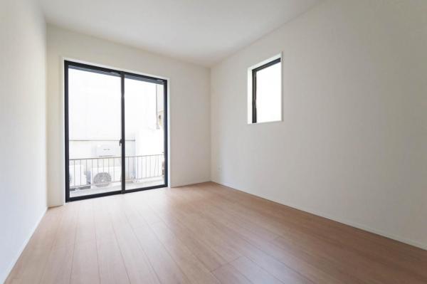 【初春おすすめ物件　駅徒歩10分圏内】富士見市針ヶ谷2丁目　新築一戸建て 洋室