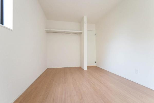 【初春おすすめ物件　駅徒歩10分圏内】富士見市針ヶ谷2丁目　新築一戸建て リビング以外の居室