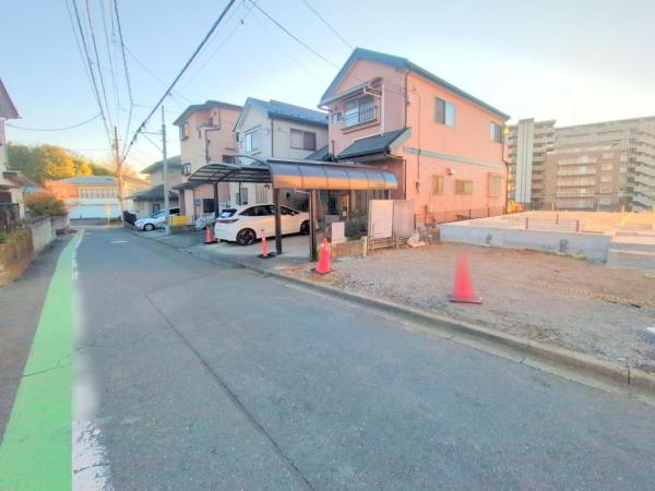 和光市白子3丁目　新築一戸建て 前面道路含む現地写真
