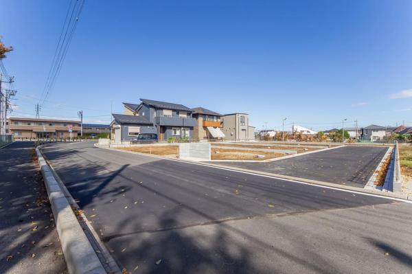 飯能市双柳　土地 前面道路含む現地写真