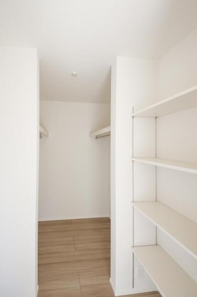 所沢市松が丘2丁目　新築一戸建て ウォークインクローゼット