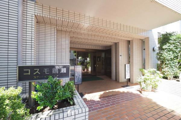 コスモ鶴瀬ステーションスクエア　3階 エントランス（外）