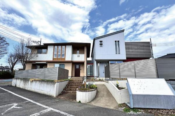 東松山市石橋　中古一戸建て（自宅+事務所） (現況)外観写真