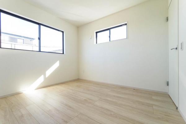 所沢市中富南3丁目　新築一戸建て 洋室