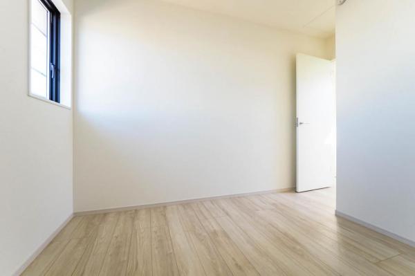 所沢市中富南3丁目　新築一戸建て 洋室