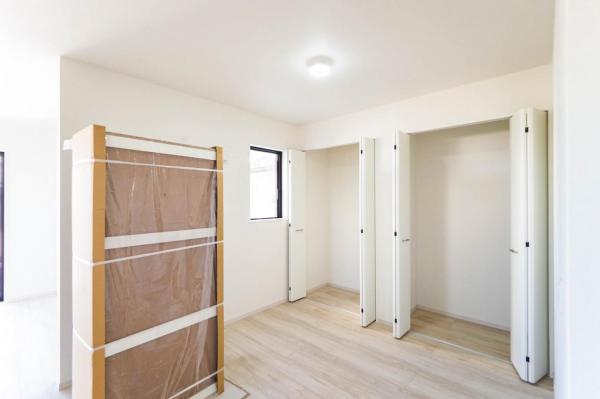 所沢市中富南3丁目　新築一戸建て リビングダイニング