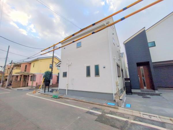 練馬区春日町5丁目　新築一戸建て (現況)外観写真