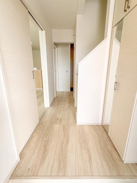 青梅市新町　新築戸建 玄関