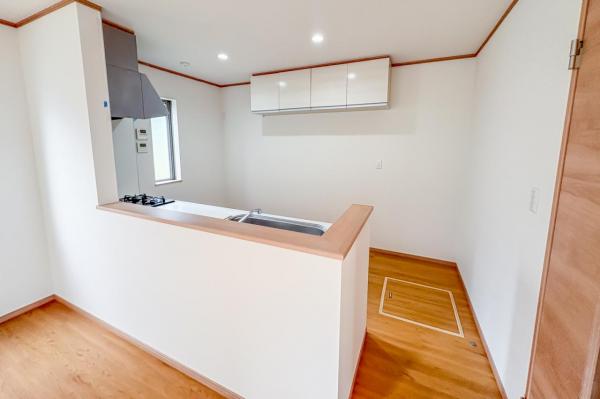 青梅市今井1丁目　中古一戸建て キッチン