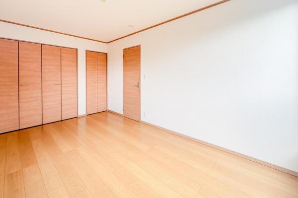 青梅市今井1丁目　中古一戸建て 寝室