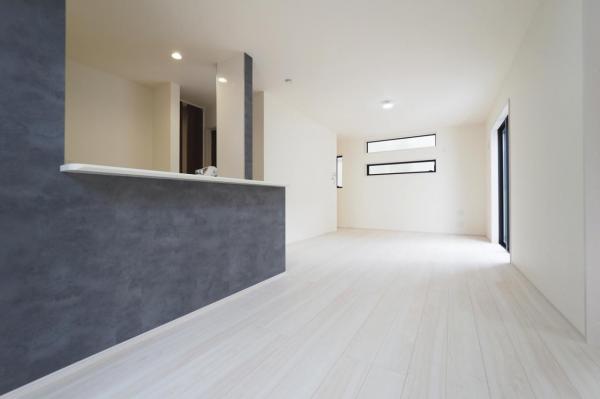 所沢市東狭山ヶ丘1丁目　新築一戸建て リビング