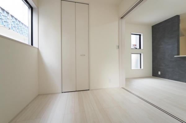 所沢市東狭山ヶ丘1丁目　新築一戸建て 洋室