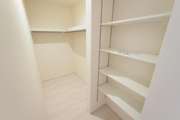 所沢市東狭山ヶ丘1丁目　新築一戸建て ウォークインクローゼット