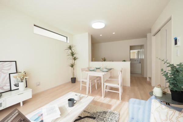 【当日内見可】富士見市羽沢1丁目　新築一戸建て 前面道路含む現地写真