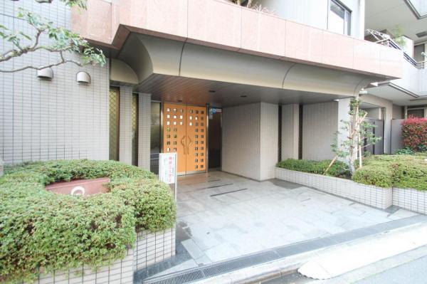 朝日マンション目白　2階 エントランス（外）