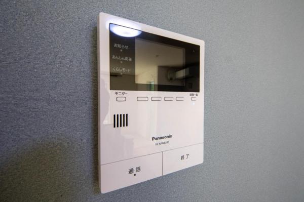 【築浅｜令和4年築】新座市池田5丁目　中古一戸建て TVモニター付きインターフォン