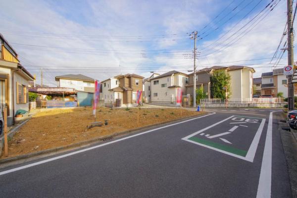 ふじみ野市桜ケ丘1丁目　土地 前面道路含む現地写真