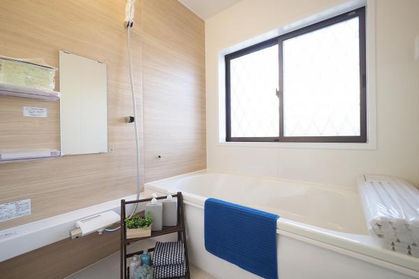 【リフォーム済／5LDK＋2S】川越市神明町　中古一戸建て 浴室