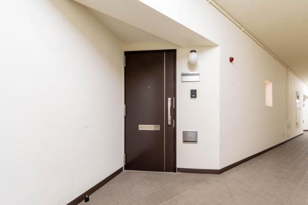 武蔵野グリーンタウン　2階 玄関