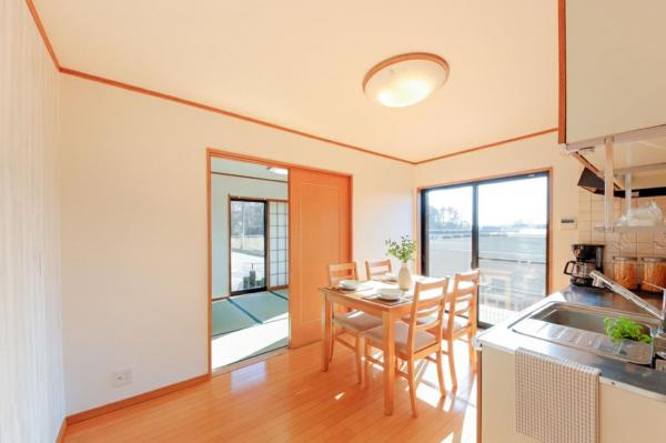 【住協のリフォーム物件／仲介手数料不要】所沢市北岩岡 中古一戸建て リビングダイニング