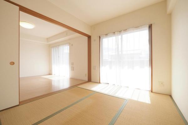 レーヴステージ河辺　2階 和室