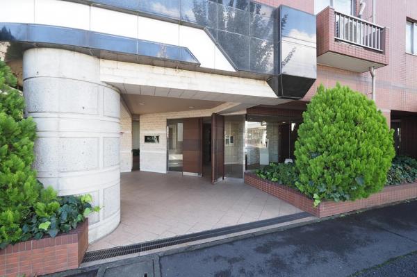 レーヴステージ河辺　2階 エントランス（外）