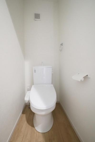 清瀬市野塩5丁目　新築一戸建て トイレ
