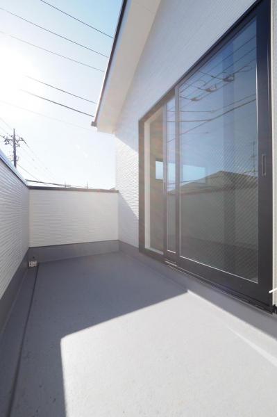 清瀬市野塩5丁目　新築一戸建て バルコニー