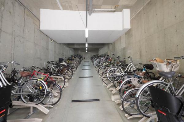 グラシスタワー所沢　21階 駐輪場