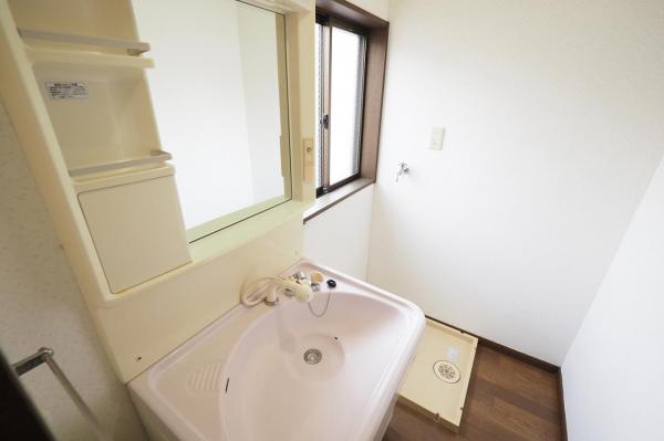 青梅市新町　中古戸建 脱衣所