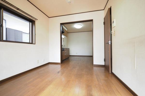 青梅市新町　中古戸建 リビングダイニング