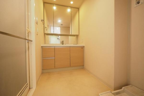 ヴェレーナ青梅新町　11階 脱衣所