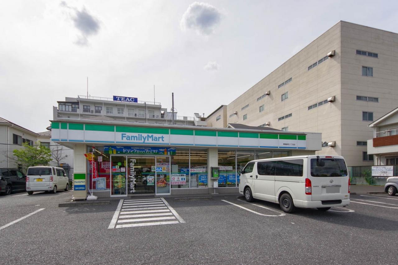 ファミリーマート 青梅新町八丁目店
