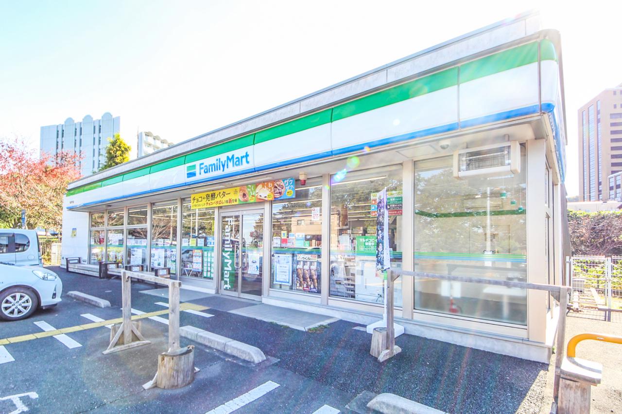 ファミリーマート 飯能阿須店