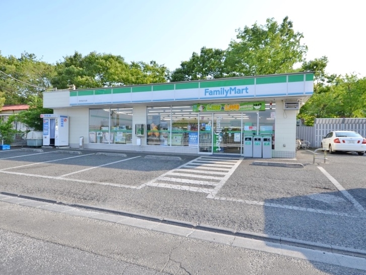 ファミリーマート 所沢松が丘店