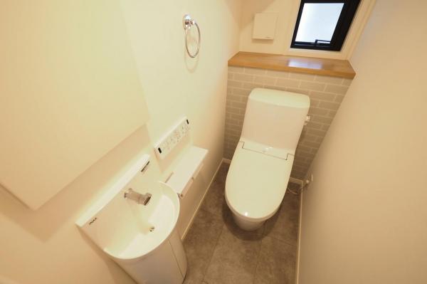 所沢市美原町2丁目　新築一戸建て トイレ