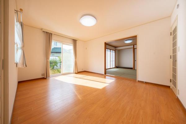 【売主物件／住協のリフォーム物件】日高市横手　中古戸建 リビングダイニング