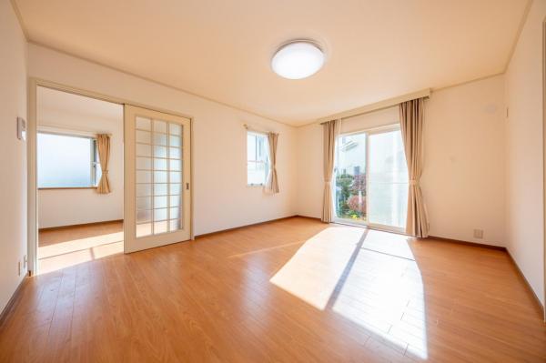 【売主物件／住協のリフォーム物件】日高市横手　中古戸建 リビングダイニング