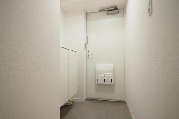 【115平米超の大型ルーフバルコニー付】サンハイツ河辺パートII　6階 玄関