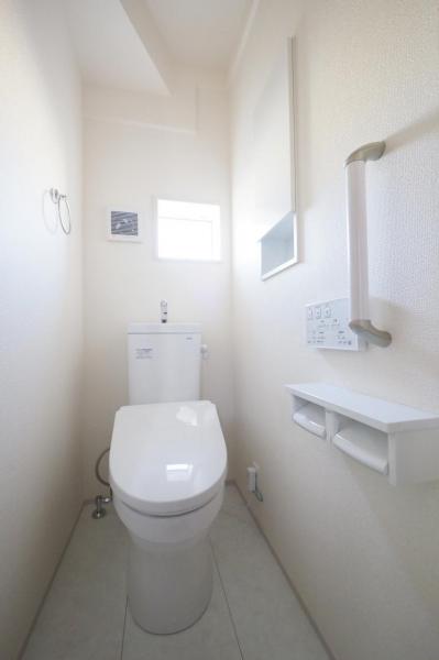 志木市下宗岡4丁目　新築一戸建て トイレ