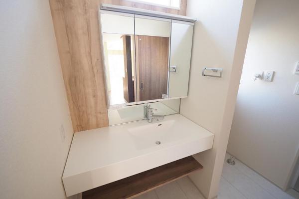 志木市下宗岡4丁目　新築一戸建て 洗面化粧台