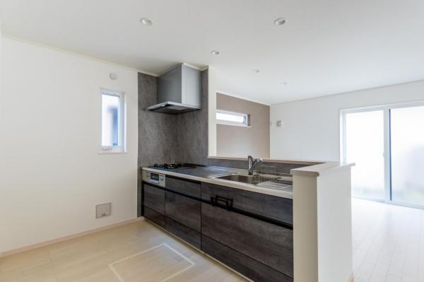 【新築未入居】春日町1丁目　中古一戸建て キッチン