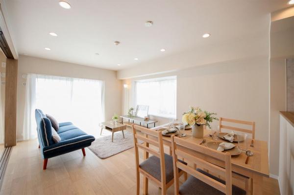 コスモ志木　12階 リビングダイニング